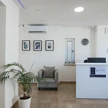 Phaedrus Living: Luxury 508 Apartment *